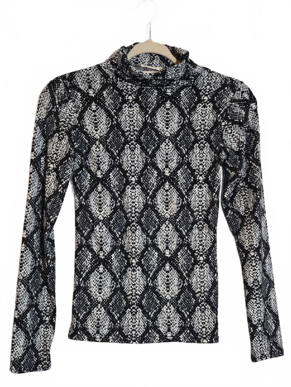 Olivia Rae Black and White Snake Print Long Sleeve Top Size XS